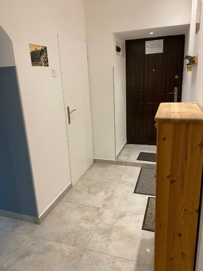 Walbrzych Blisko Teatru Apartment Exterior photo